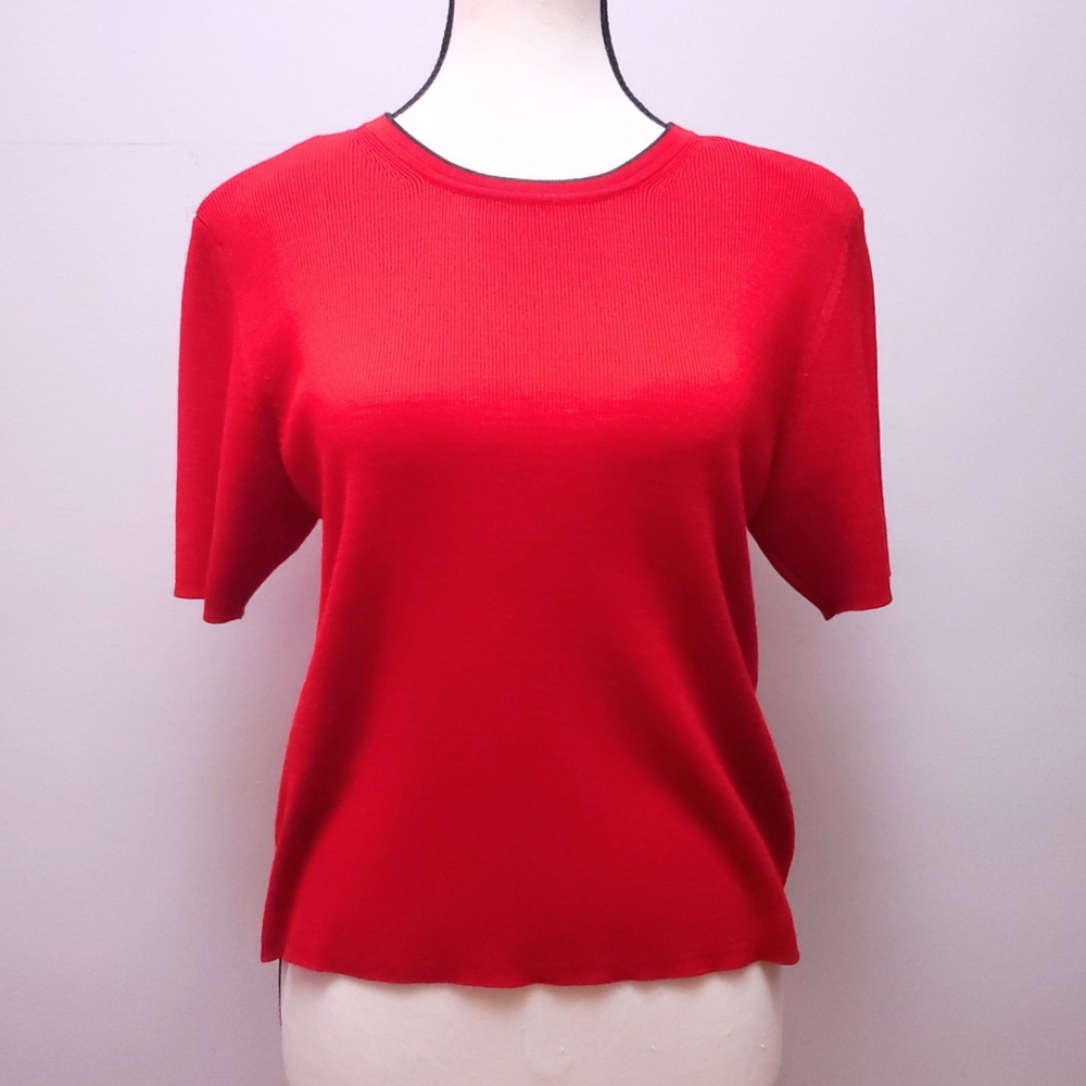 August Silk Large 100% Silk Short-Sleeve True Red Knit